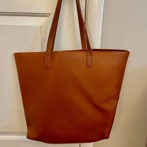 My Cents of Style Vegan Leather Bag with Vegan Leather Zipper Pouch With Tassel